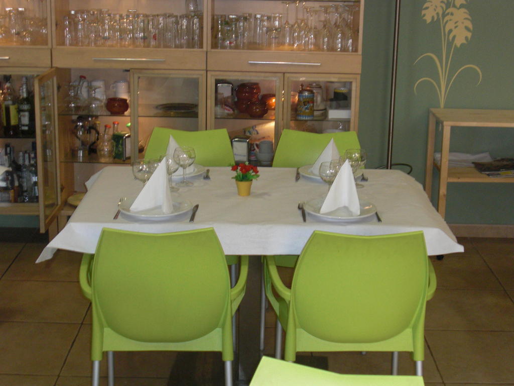 فندق Ca La Conxita Hostal & Restaurante La Vajol المظهر الخارجي الصورة